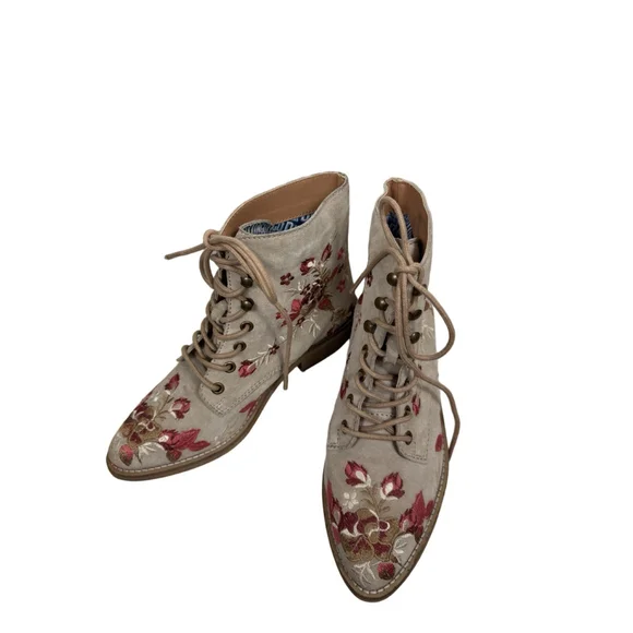 Dingo Women’s Seguaro Tan Floral Embroidered Booties Size 8 - Picture 3 of 11